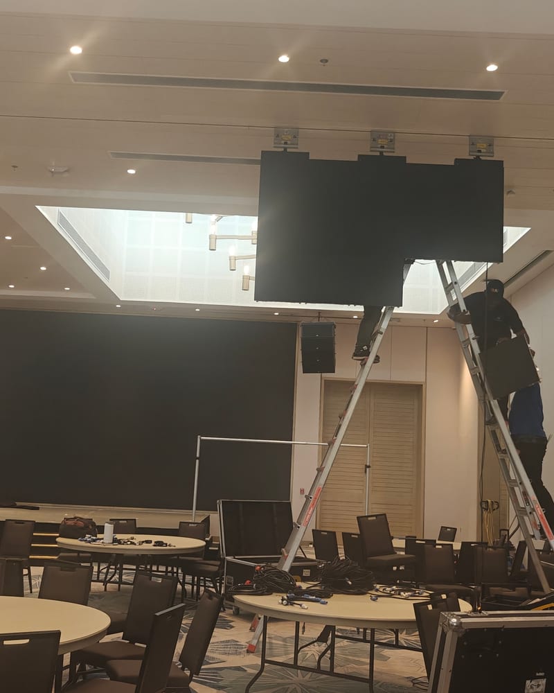 Multi-Day Conference Setup